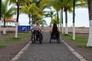 Wheelchair users traveling in Costa Rica